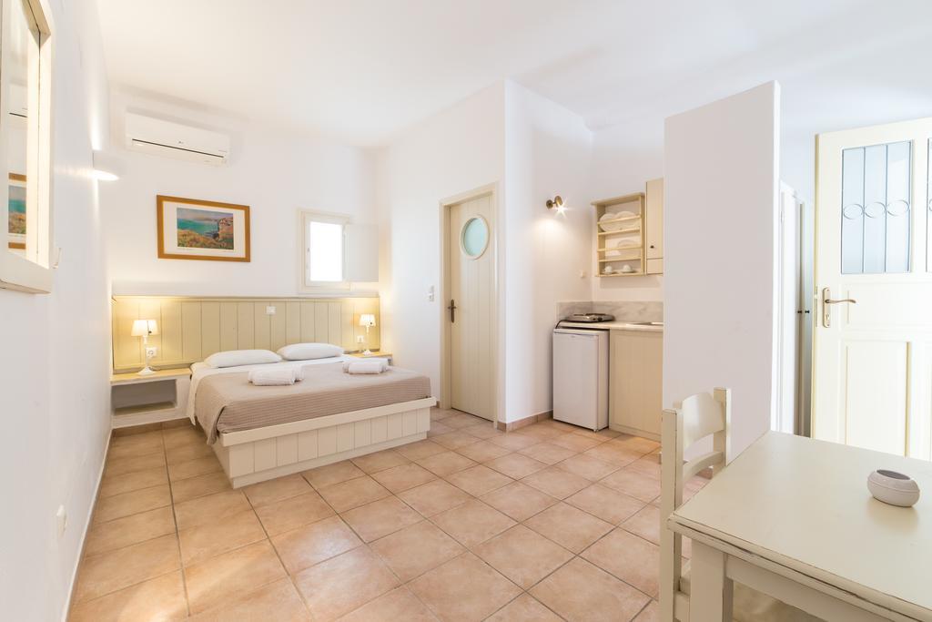 Rocco'S Studios Antiparos Town Zimmer foto