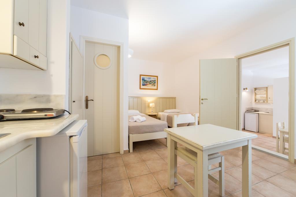 Rocco'S Studios Antiparos Town Zimmer foto